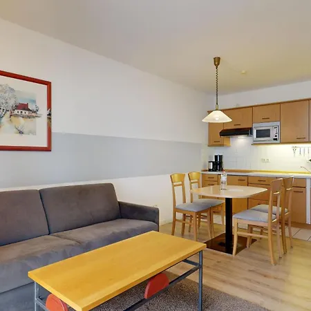 Appartementhaus Binzer Sterne 52 *